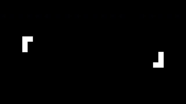 シンプルな真ん中の正方形が分裂して広がり、太くてワイドなカギ括弧のテキストスペースが現れるアニメーション　HD／4K・UHD(2160)　背景透過・アルファチャンネル(prores)　白・ホワイト