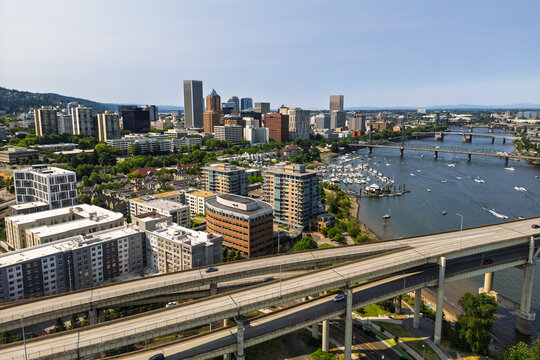 Portland skyline spanning Willamette River and Marquam Bridge