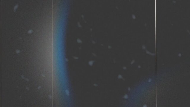 Blue Vintage Film Light Leak Overlay with Dust Particles and Scratches, Retro Analog Film Burn Transition Background, Cool Toned Old Film Damage Effect for Video Editing, 4K Video