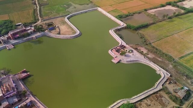 Drone flight around Surya Kunda Lake, near the Surya Narayana Temple