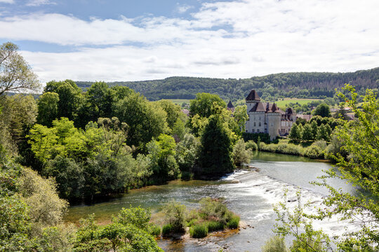 Ch&acirc;teau de Cl&eacute;ron &agrave; Cl&eacute;ron dans le d&eacute;partement du Doubs