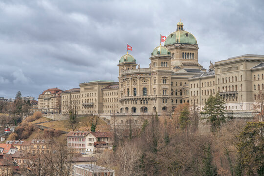 Switzerland, Canton of Bern, Bern, Exterior of Federal Palace in autumn