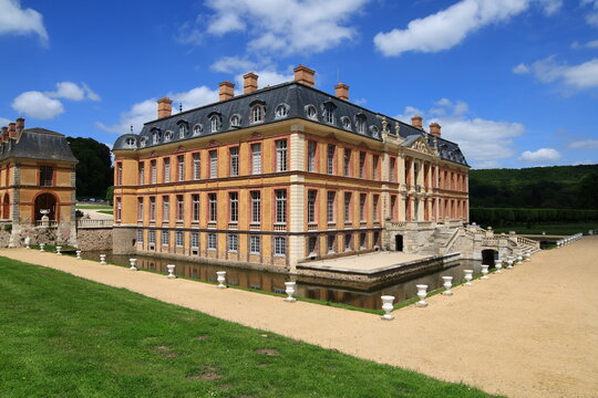 Dampierre-en-Yvelines, France - May 21, 2026. The historic Ch&acirc;teau de Dampierre, former residence of the Dukes of Luynes, in the heart of the Chevreuse Valley, France
