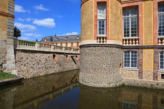 Dampierre-en-Yvelines, France - May 21, 2026. The historic Ch&acirc;teau de Dampierre, former residence of the Dukes of Luynes, in the heart of the Chevreuse Valley, France