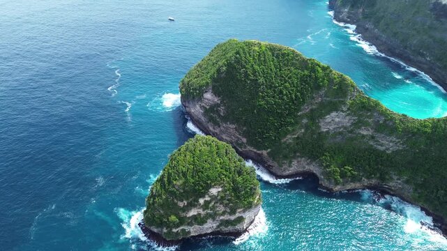 Aerial 4K Drone Footage Kelingking Beach Nusa Penida Bali Indonesia