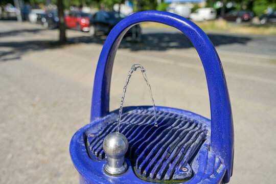 Trinkbrunnen der Berliner Wasserbetriebe, Wilmersdorf, Berlin, Deutschland