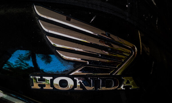 Honda Shine bike logo. Honda 100cc and 125cc motorcycle developed by Honda Motorcycle & Scooter India and Bangladesh Honda Private Limited.