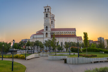 Obraz premium Mother Teresa Cathedral at Dusk in Pristina, Kosovo