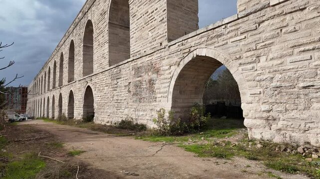 A view of the historic Uzun Aqueduct in Kemerburgaz, Istanbul, Turkey. This aqueduct was built by Mimar Sinan.