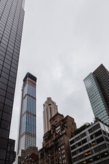 Obraz premium New york city building low angle 
