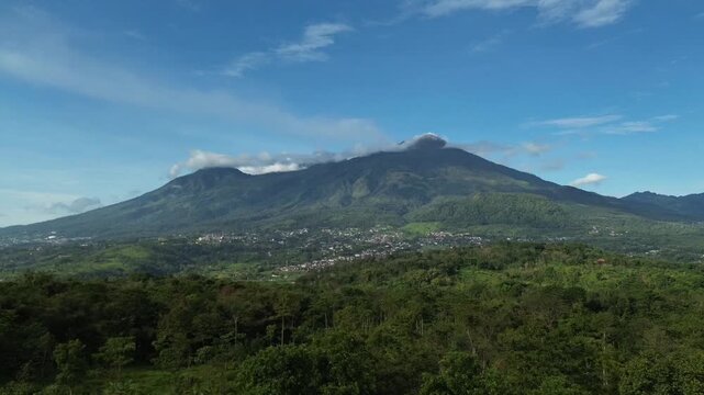 drone view penanggungan montain