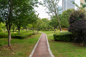 Obraz premium walkway in the modern city