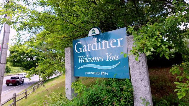Gardiner Maine Founded 1754 sign by a curving rural road