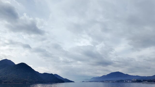 瀬戸内海の島々の風景