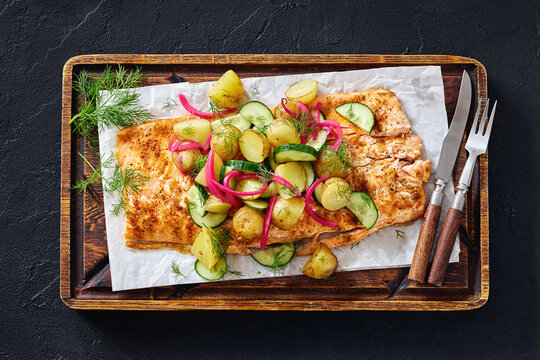 Baked salmon fillet, new potatoes, pickled onion