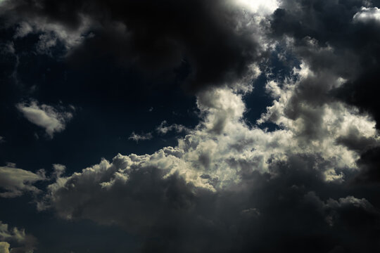 Cloud storm sky dark rain lightning thunder stormy typhoon nature light scene rainy atmosphere damage effect carbon dioxide dust air pollution 2.5 Pm, texture nature windstorm weather skyscape