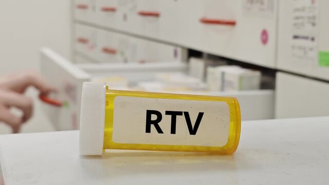 RTV tablets used as booster for antiretroviral HIV therapy