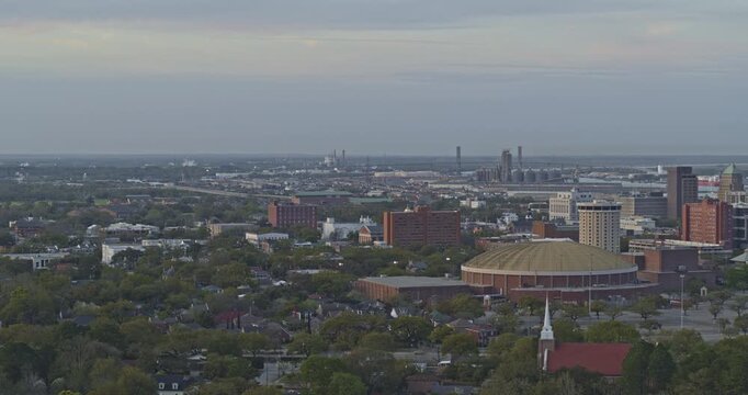 Mobile Alabama Aerial v17 descending panning clip of civic center and downtown skyline - DJI Inspire 2, X7, 6k - March 2020