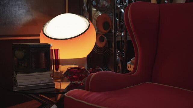 Vintage and Retro deco with furnitures: ramp slide angle on rounded lamp and a table  [180&deg; shutter angle n&deg; 9/10 Series 35mm and 22mm] from 10 bits ProRes 442 - Slog 3 and Sony GM & G
