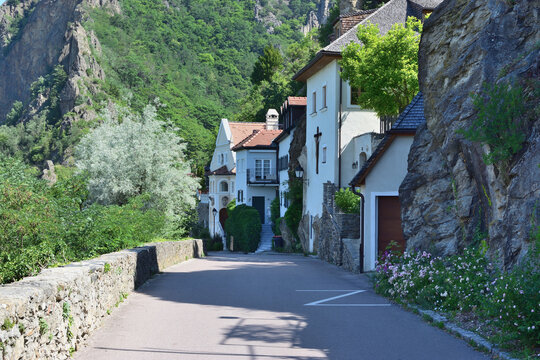Quiet village street in D&uuml;rnstein, Wachau Valley, Austria.