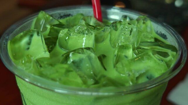 Refreshing iced matcha tea drinks