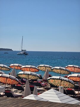 C&ocirc;te d'Azur Coastal Cities: Nice, Monaco and Cannes Scenic Travel View