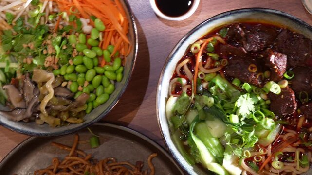 Plats asiatique dans un restaurant