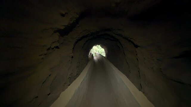 Walking through Ventanas de G&uuml;&iacute;mar tunnel
