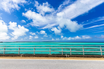 宮古島　伊良部大橋から望む絶景 © スプやん