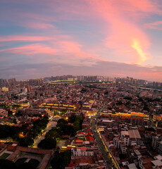 Obraz premium Aerial view of historical Chinese old town and UNESCO world heritage site at sunset
