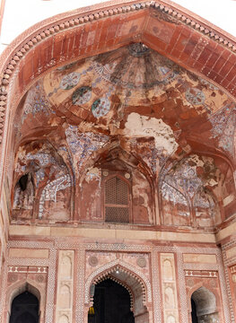 Architectural Detail of Buland Darwaza Featuring Decorative Stonework and Arches