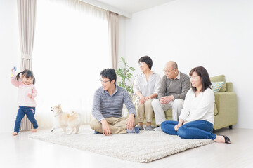 Fototapeta premium 3世代の幸せなファミリー