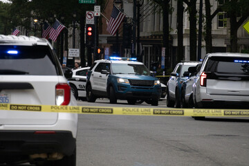 Police securing a restricted investigation area © C