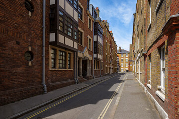 Fototapeta premium London - 07 11 2022: Ossington Buildings brick façades and narrow lane