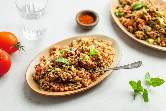 taboul&eacute; turc aux tomates, concombre et menthe, kisir