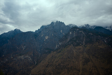 China, Yunnan Province, Jade Dragon Snow Mountain beside Tiger Leaping Gorge  © yue