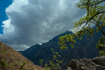 China, Yunnan Province, Jade Dragon Snow Mountain beside Tiger Leaping Gorge  © yue