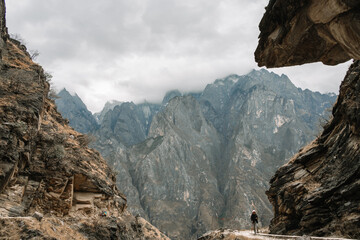 China, Yunnan Province, Jade Dragon Snow Mountain beside Tiger Leaping Gorge  © yue