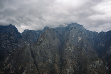 China, Yunnan Province, Jade Dragon Snow Mountain beside Tiger Leaping Gorge  © yue