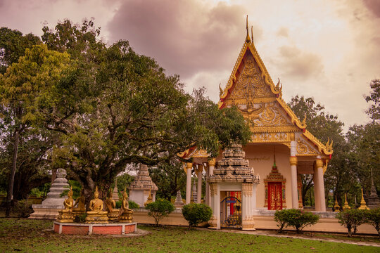 THAILAND CHANTHABURI WAT PHLAP