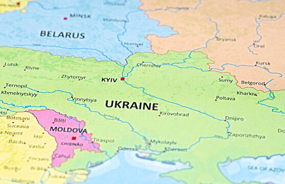 Detailed map of Ukraine and surrounding Eastern European countries with major cities labeled