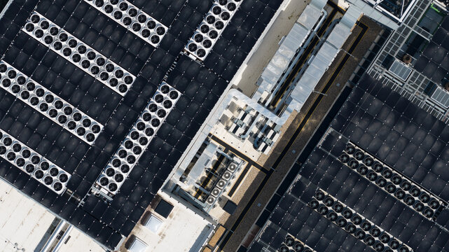 Mission Critical HVAC Systems on Commercial Data Center