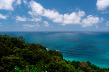 Fototapeta premium tropical island in the ocean