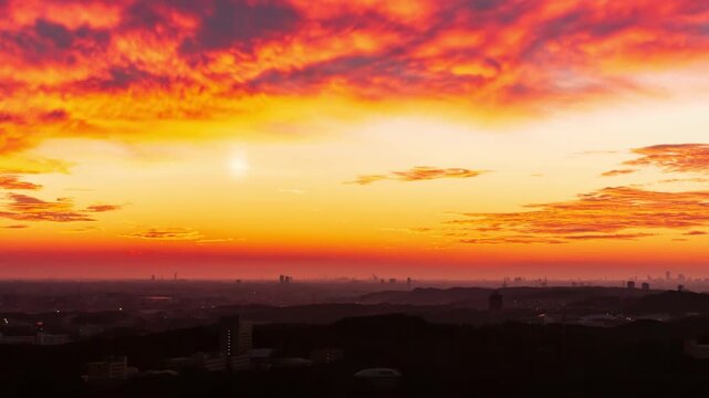 相模原市龍籠山展望台から関東平野の夜明&rArr;右方向スライド動画