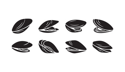 Obraz premium Collection of opened and closed mussel shells isolated on white background with subtle highlights