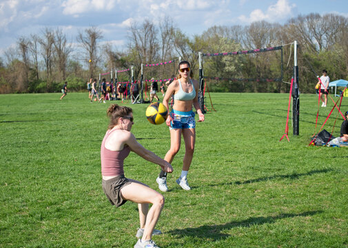 Women's grass doubles volleyball tournament