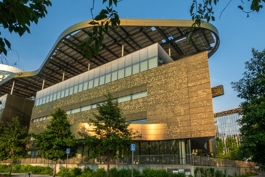 New York, NY - US - Jul 1, 2026 The Bloomberg Center at Cornell Tech is a sustainable, net-zero academic hub on Roosevelt Island. It features a large solar canopy and a perforated metal facade