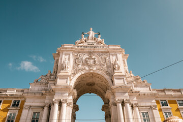 Fototapeta premium Lisbon, Portugal, Rua Augusta Arch , famous triumphal arch with statue on the top