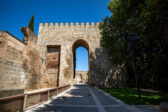 Albarrana towers on the walls of Talavera de la Reina, Castilla-La Mancha, Spain.