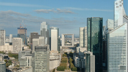 Obraz premium Paris la defense business district skyline with grande arche